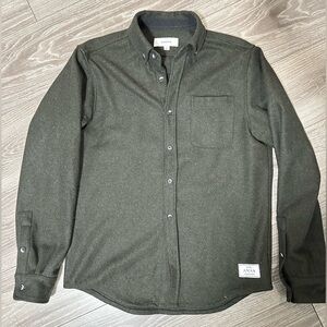 Anian - The Melton Wool Shirt || Olive